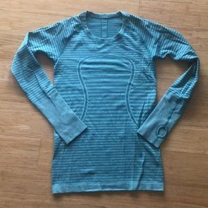 Lululemon Run Swiftly size 6